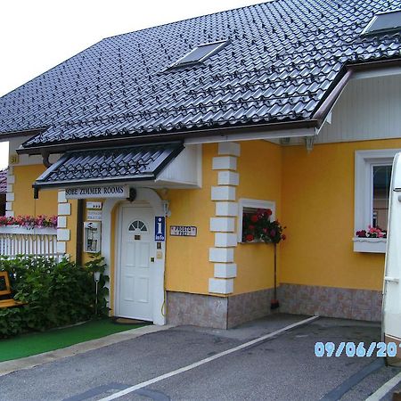 Mekina Guesthouse Maribor Exteriör bild